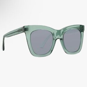 Kaia Diff Eyewear Sunglasses new in bag no tags